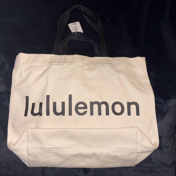 lululemon athletica White and Black Tote - Picture 1 of 5